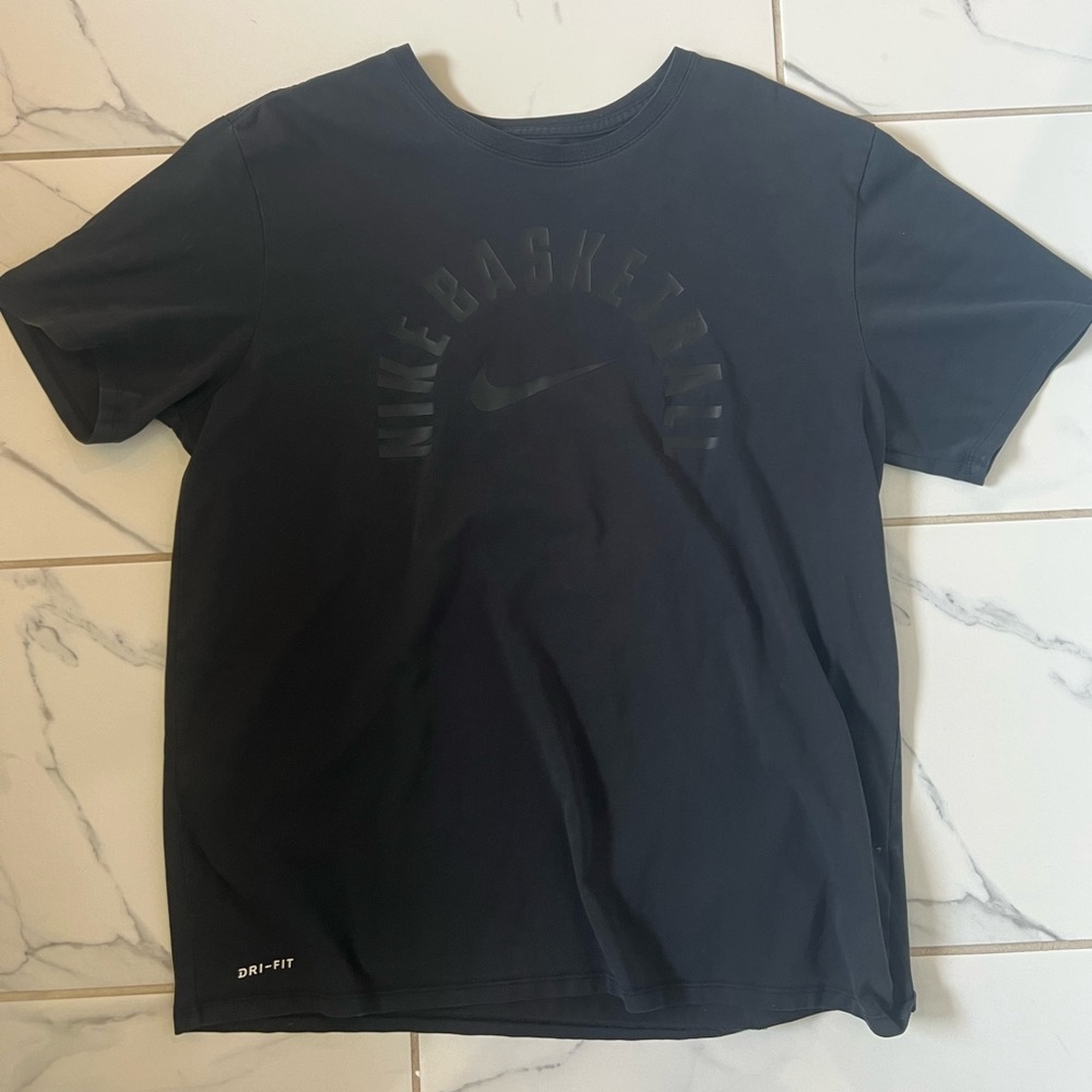 Nike Dri-Fit Basketball Men’s Short Sleeve Shirt XL Black